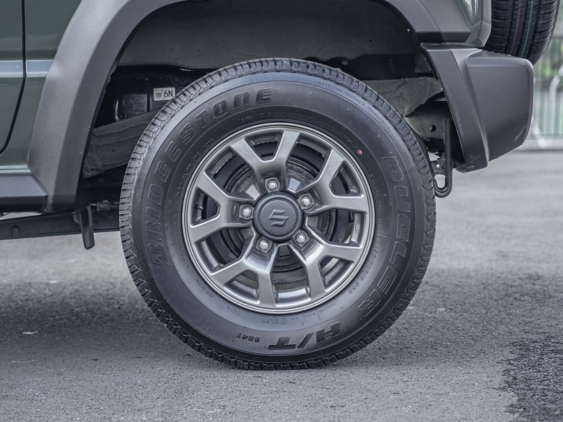 2022 Suzuki Jimny 7