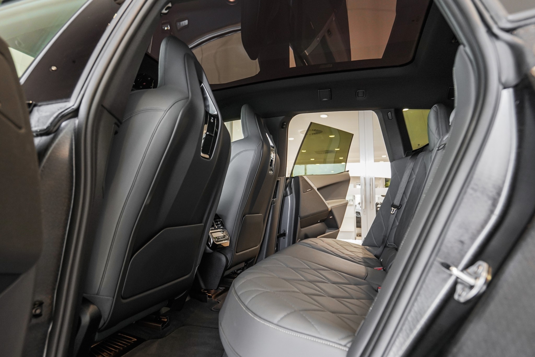 BMW iX 45 xDrive 94kW