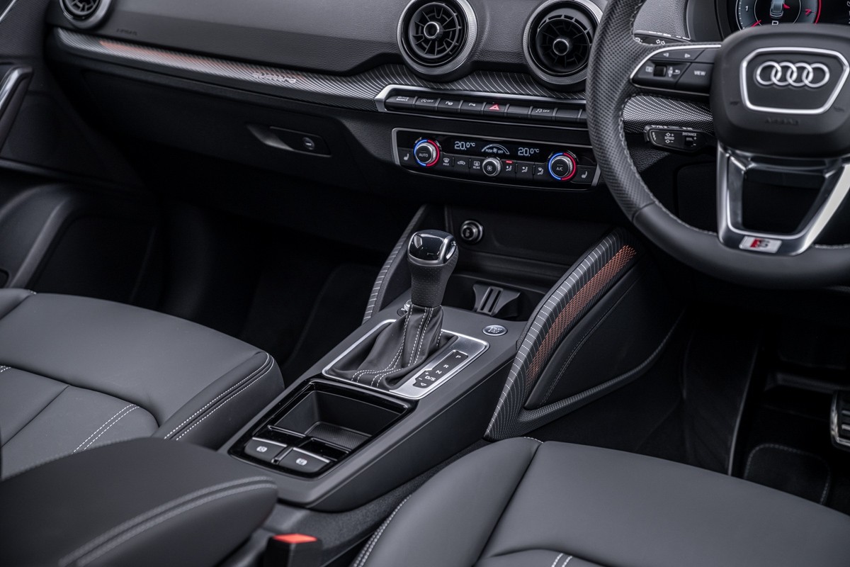 Audi Q2 40 TFSI QUATTRO S LINE