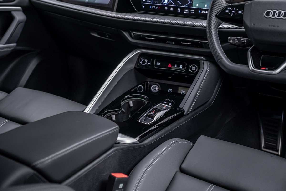 Audi Q5 SUV TFSI QUATTRO S TRONIC