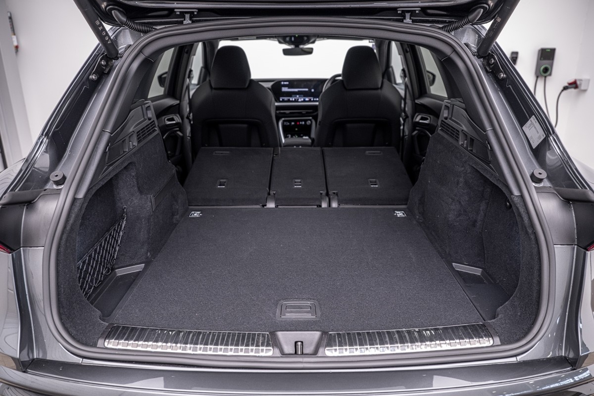 Audi Q5 SUV TFSI QUATTRO S TRONIC