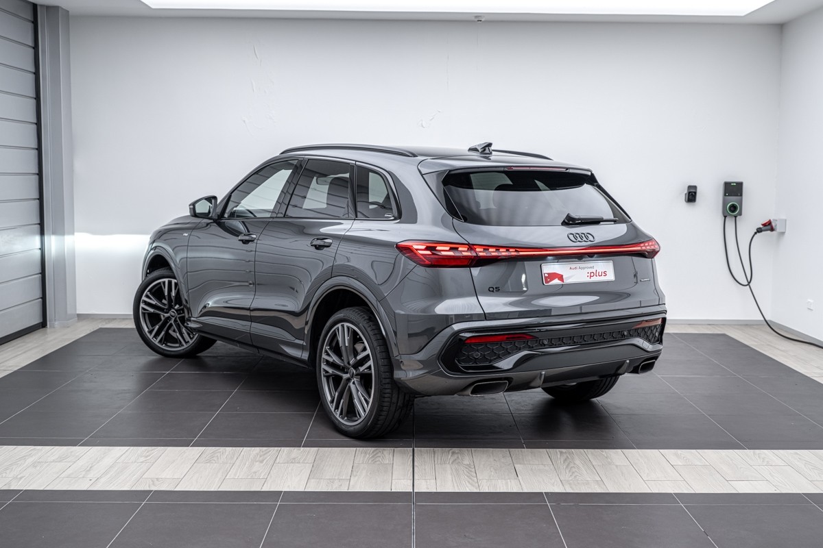 Audi Q5 SUV TFSI QUATTRO S TRONIC