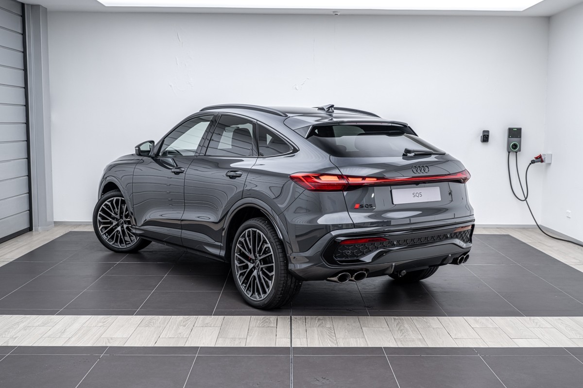 Audi SQ5 SPORTBACK TFSI