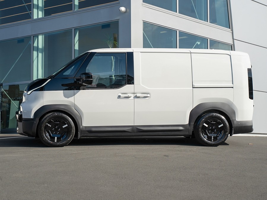 2026 Kia PV5 5
