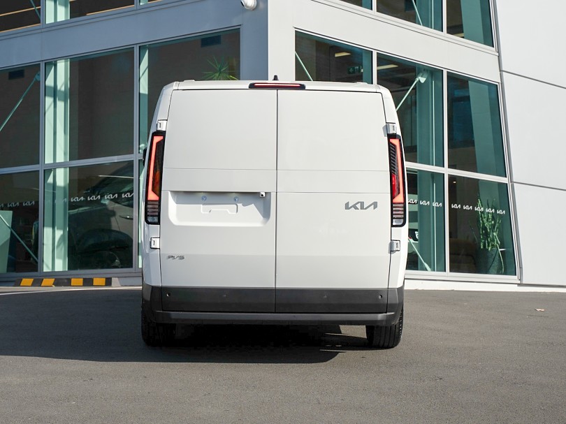 2026 Kia PV5 4