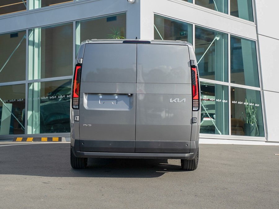 2026 Kia PV5 4