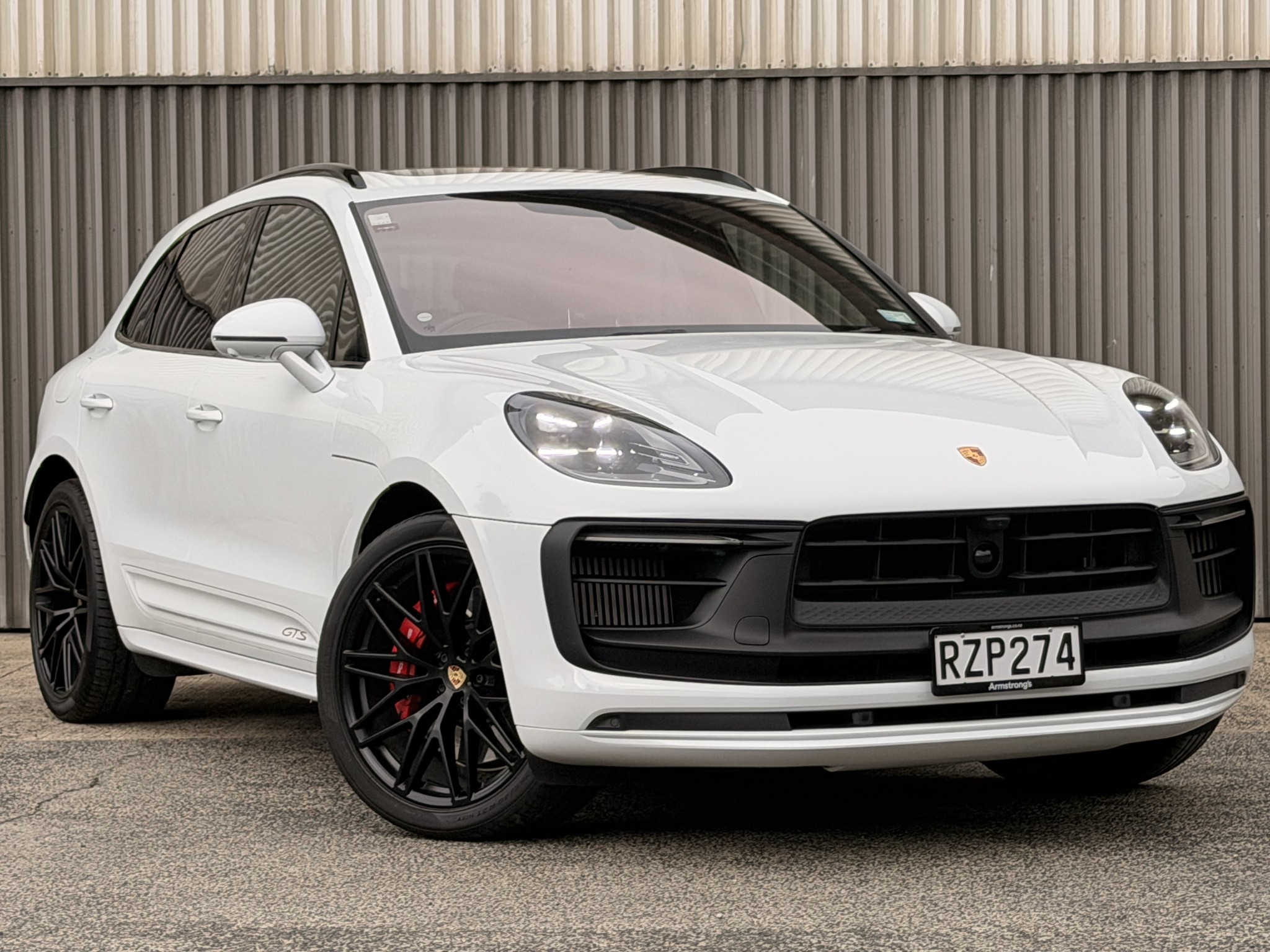 2023 Porsche Macan