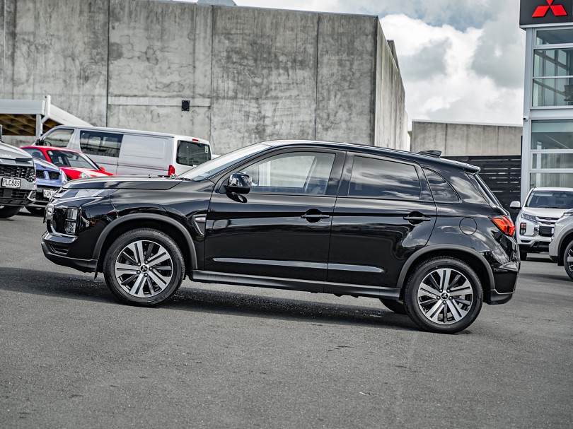 2024 Mitsubishi ASX 5