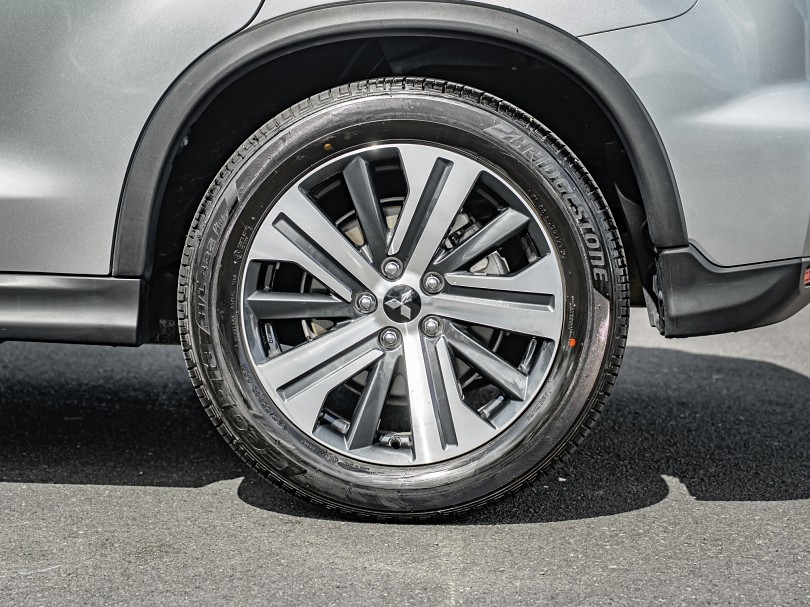 2025 Mitsubishi ASX 7