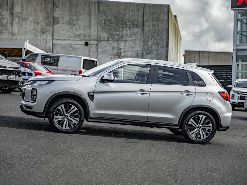 2025 Mitsubishi ASX 5