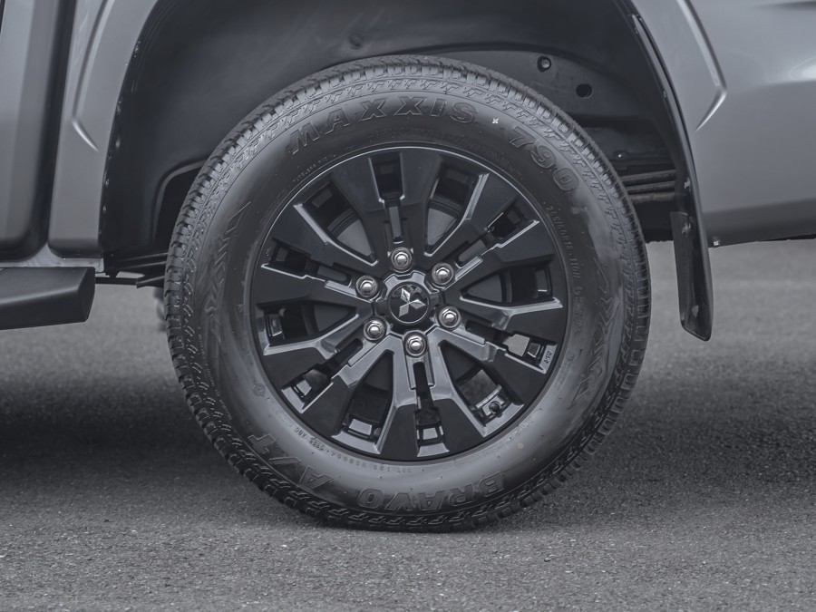 2026 Mitsubishi Triton 7
