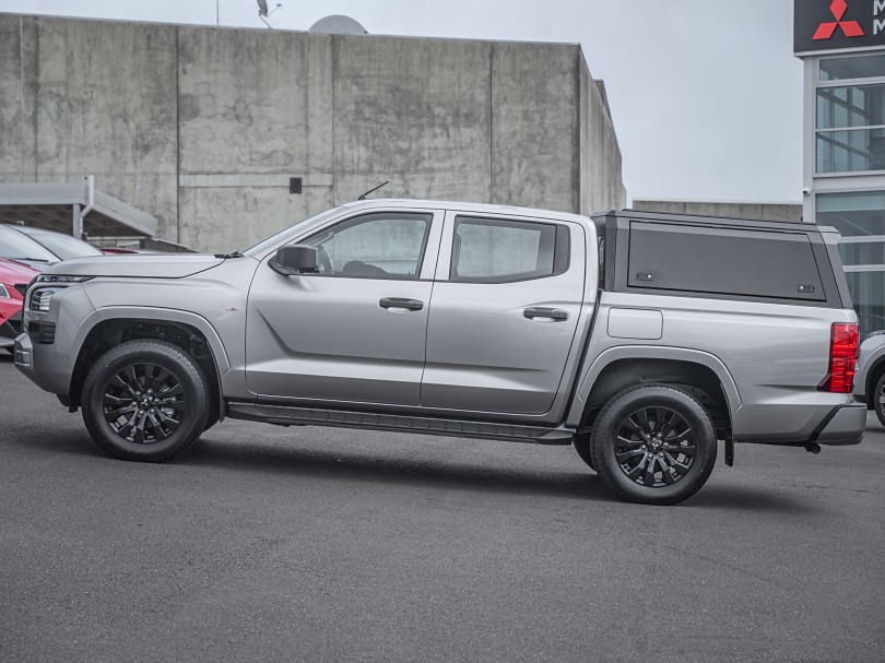 2026 Mitsubishi Triton 5