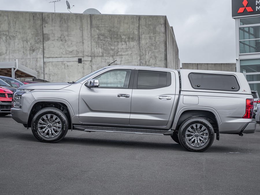 2026 Mitsubishi Triton 5