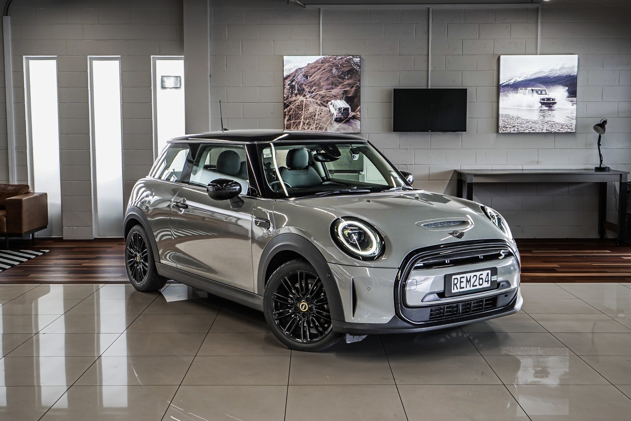 2022 Mini Hatch