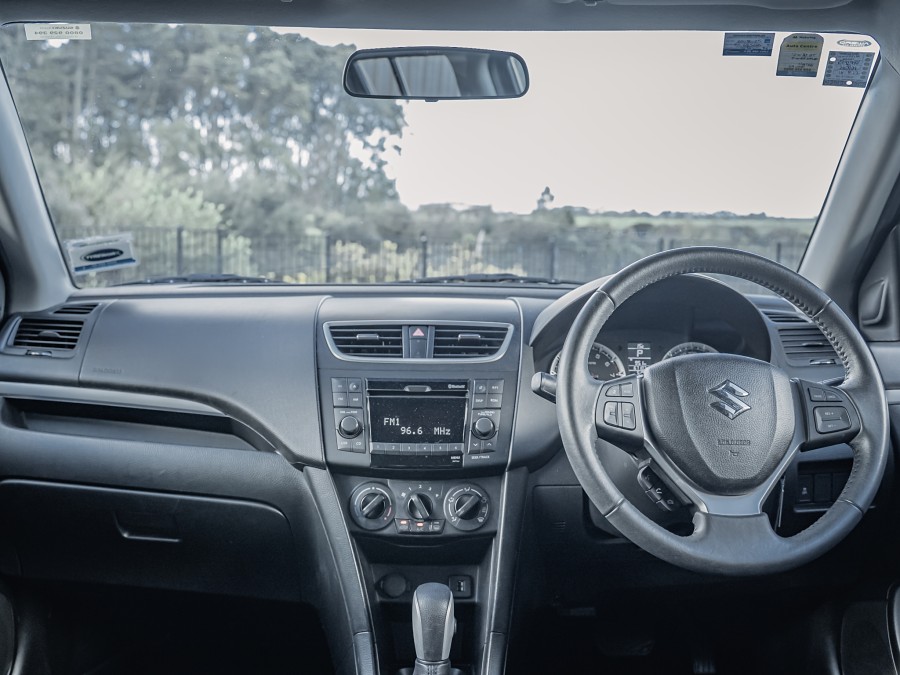 2016 Suzuki Swift 14