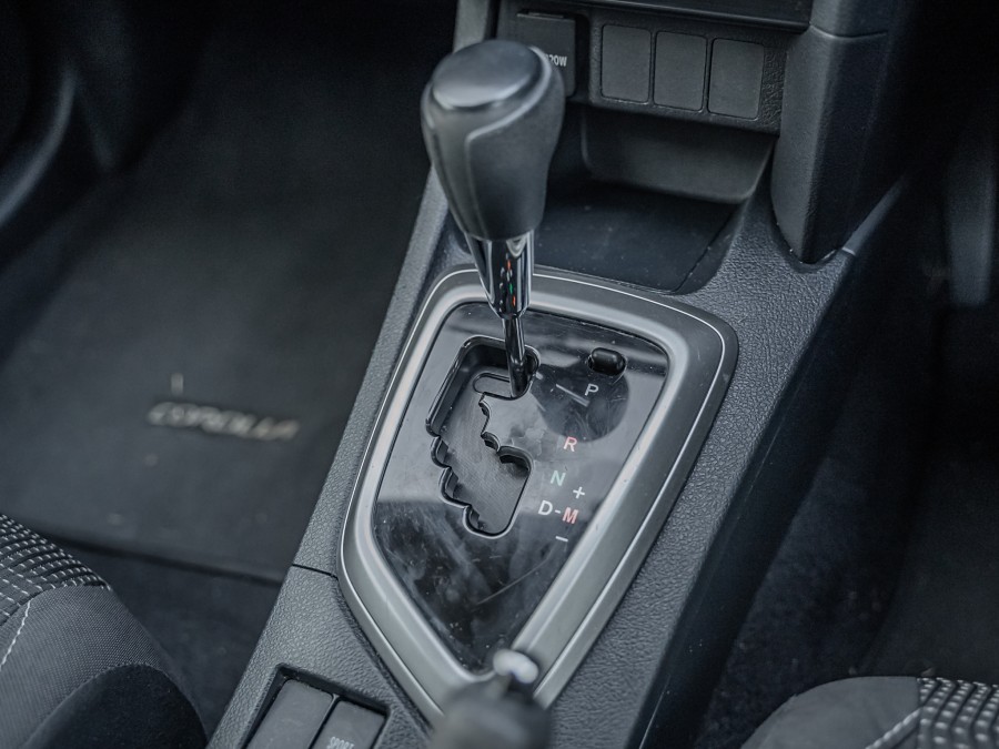 2012 Toyota Corolla 16