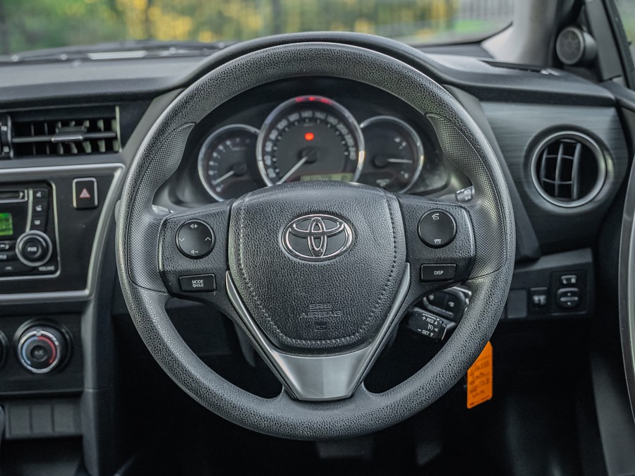 2012 Toyota Corolla 10