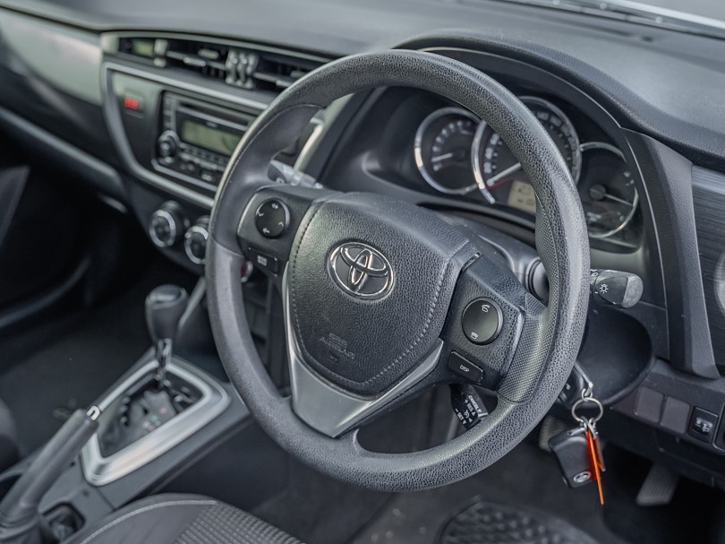 2012 Toyota Corolla 9