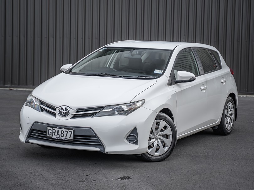 2012 Toyota Corolla 1