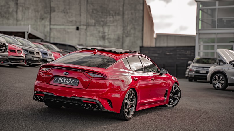 2018 Kia Stinger 2