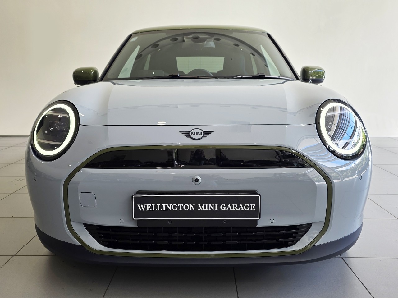 MINI Cooper SE Paul Smith Edition