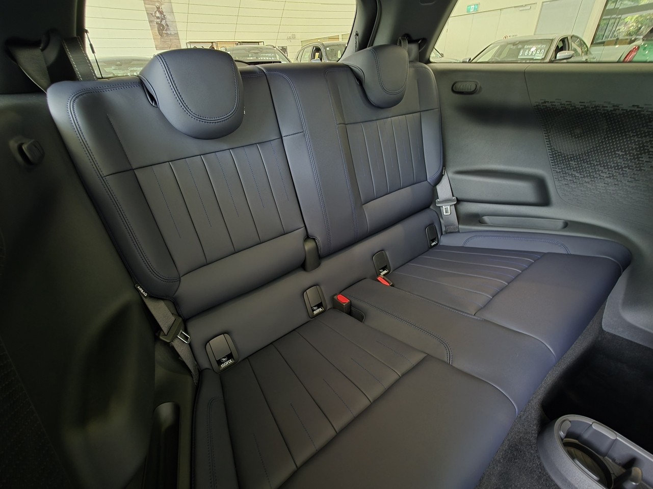 MINI Cooper SE Paul Smith Edition