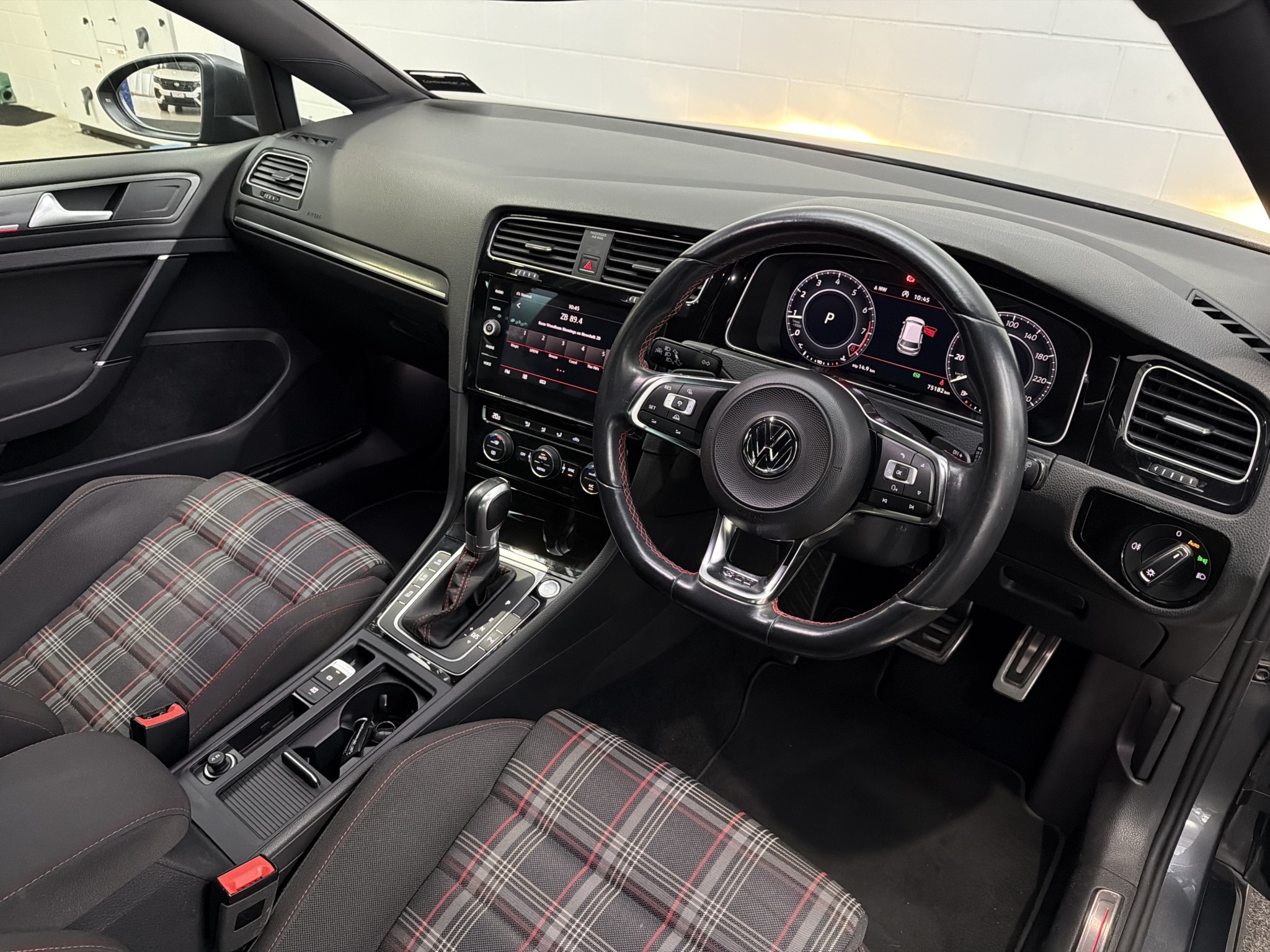 Volkswagen Golf GTI 169KW 2.0P/6AT
