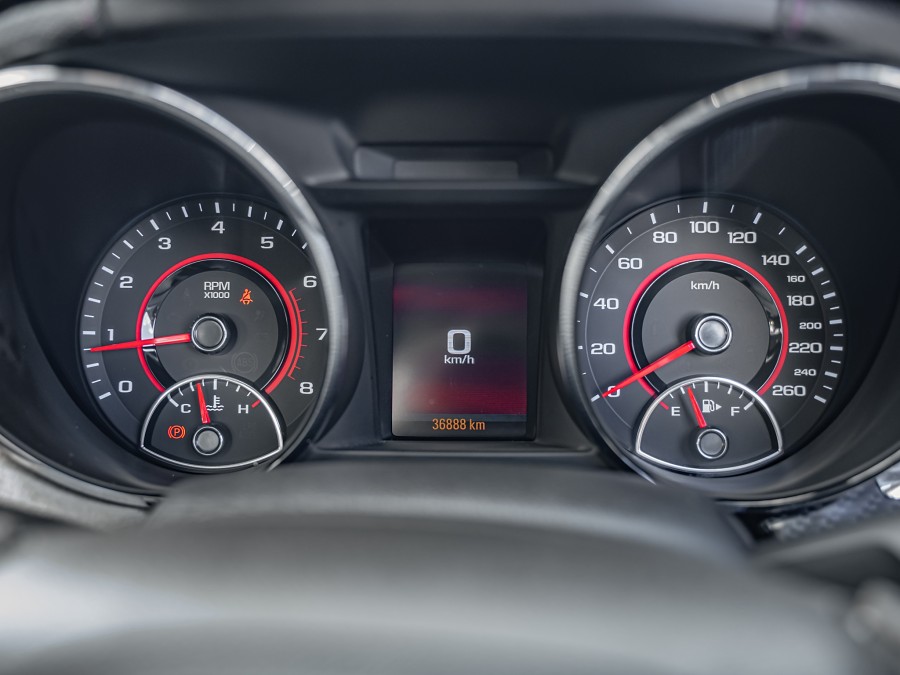 2014 Holden Commodore 12