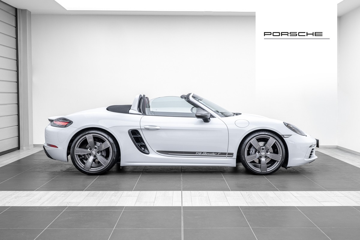 Porsche 718 Boxster T (982)