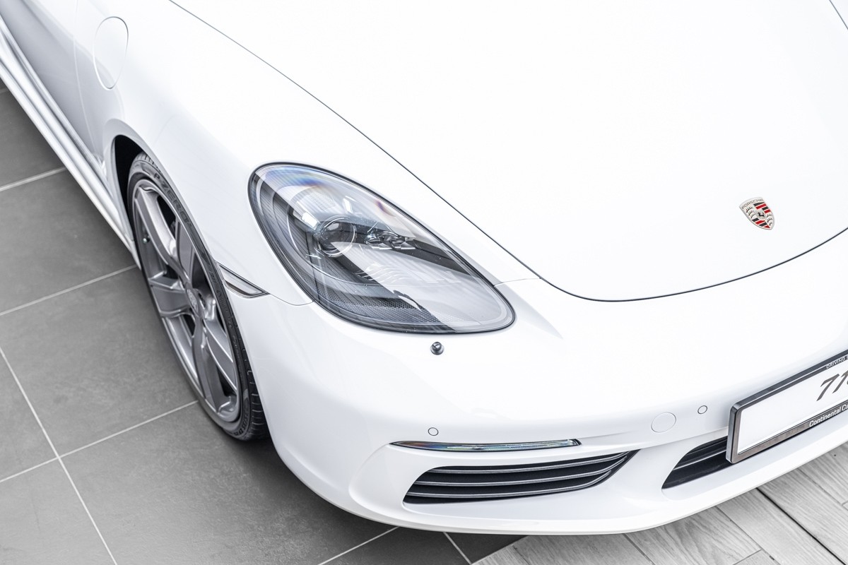 Porsche 718 Boxster T (982)