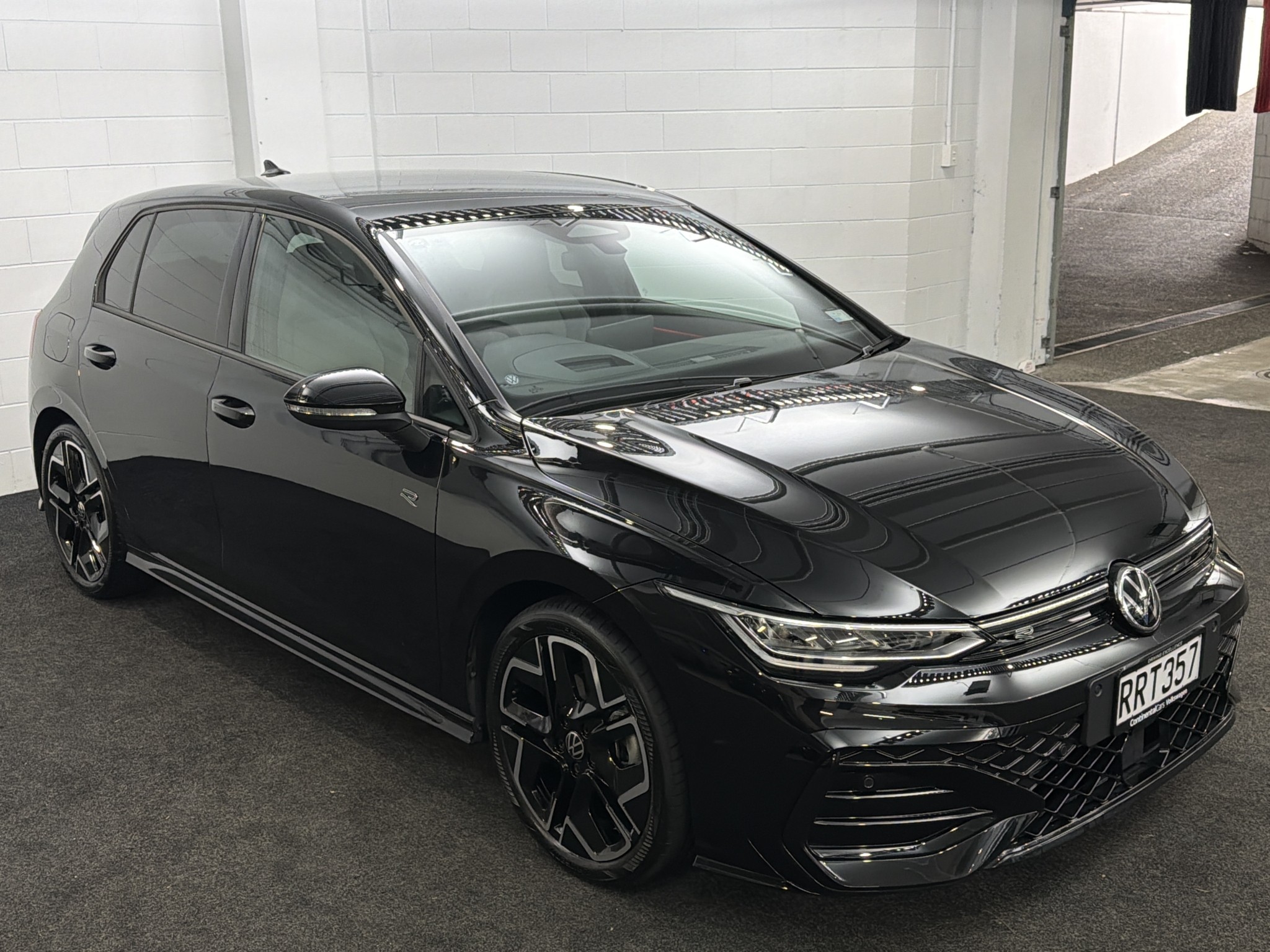 Volkswagen Golf 8.5 R-LINE