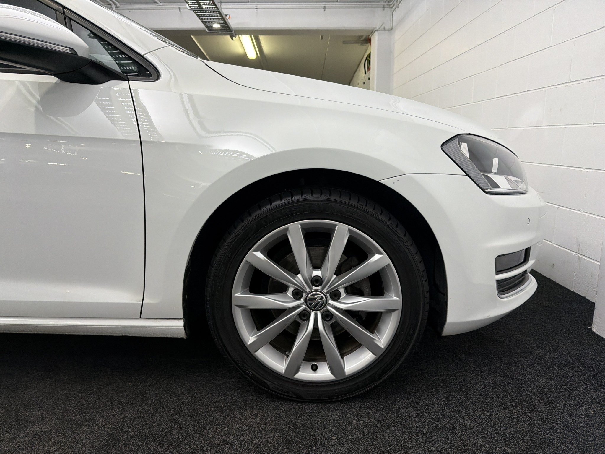 Volkswagen Golf VW GOLF TSI 103KW HL 7DSG