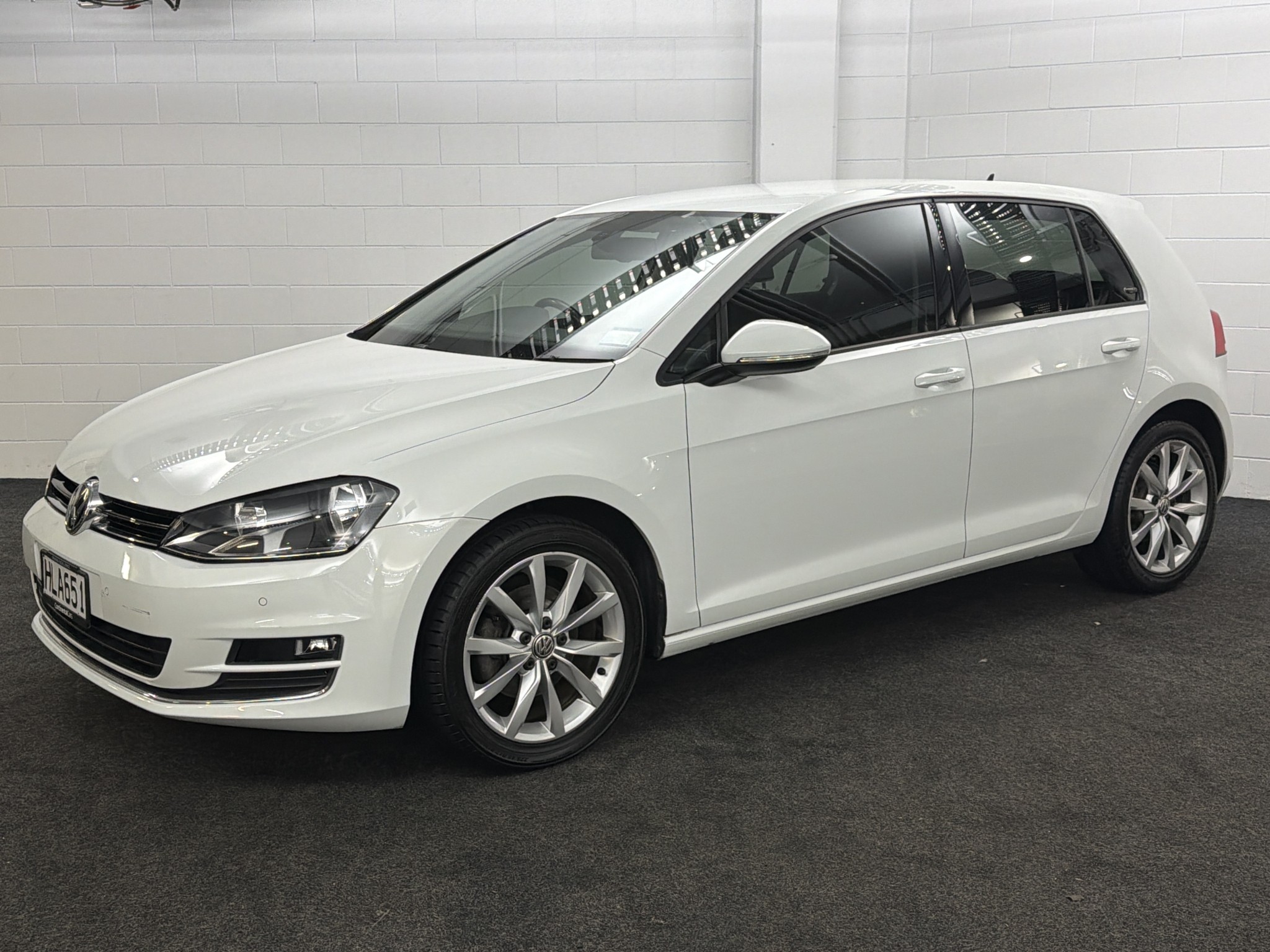 Volkswagen Golf VW GOLF TSI 103KW HL 7DSG