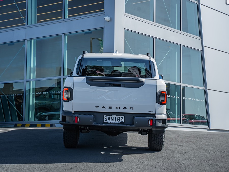 2026 Kia Tasman 4
