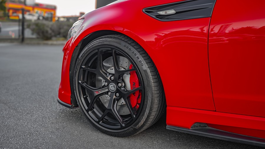 2017 Holden HSV 6