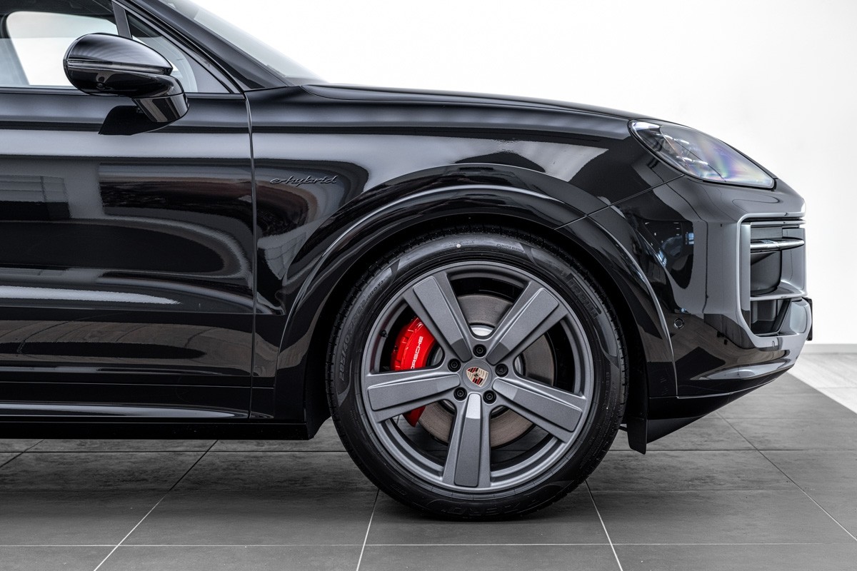 Porsche Cayenne S E-HYBRID BLACK EDITION