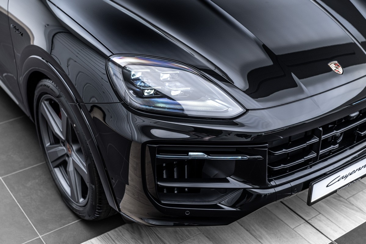 Porsche Cayenne S E-HYBRID BLACK EDITION