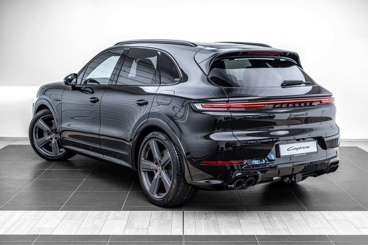 Porsche Cayenne S E-HYBRID BLACK EDITION