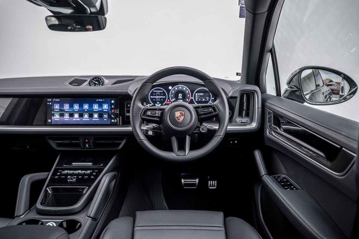 Porsche Cayenne S E-HYBRID BLACK EDITION