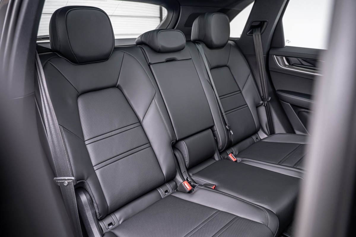 Porsche Cayenne S E-HYBRID BLACK EDITION