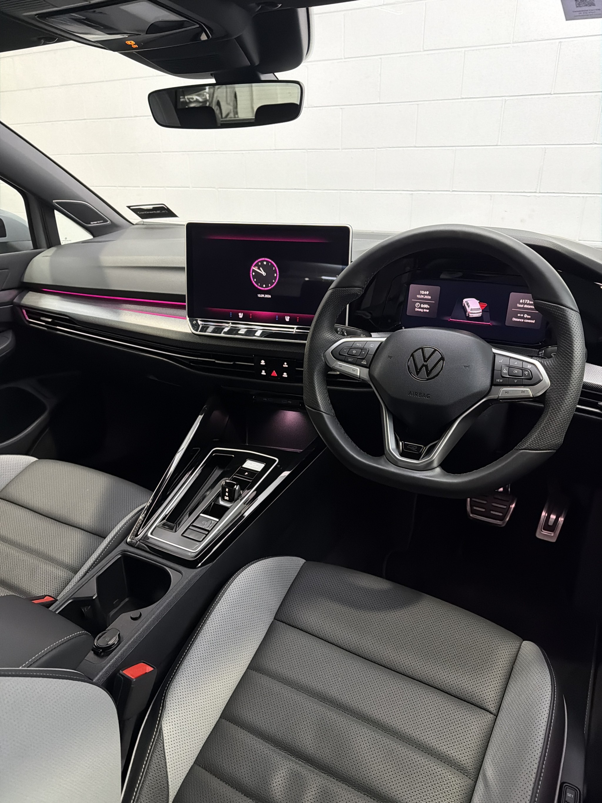 Volkswagen Golf 8.5 R-LINE