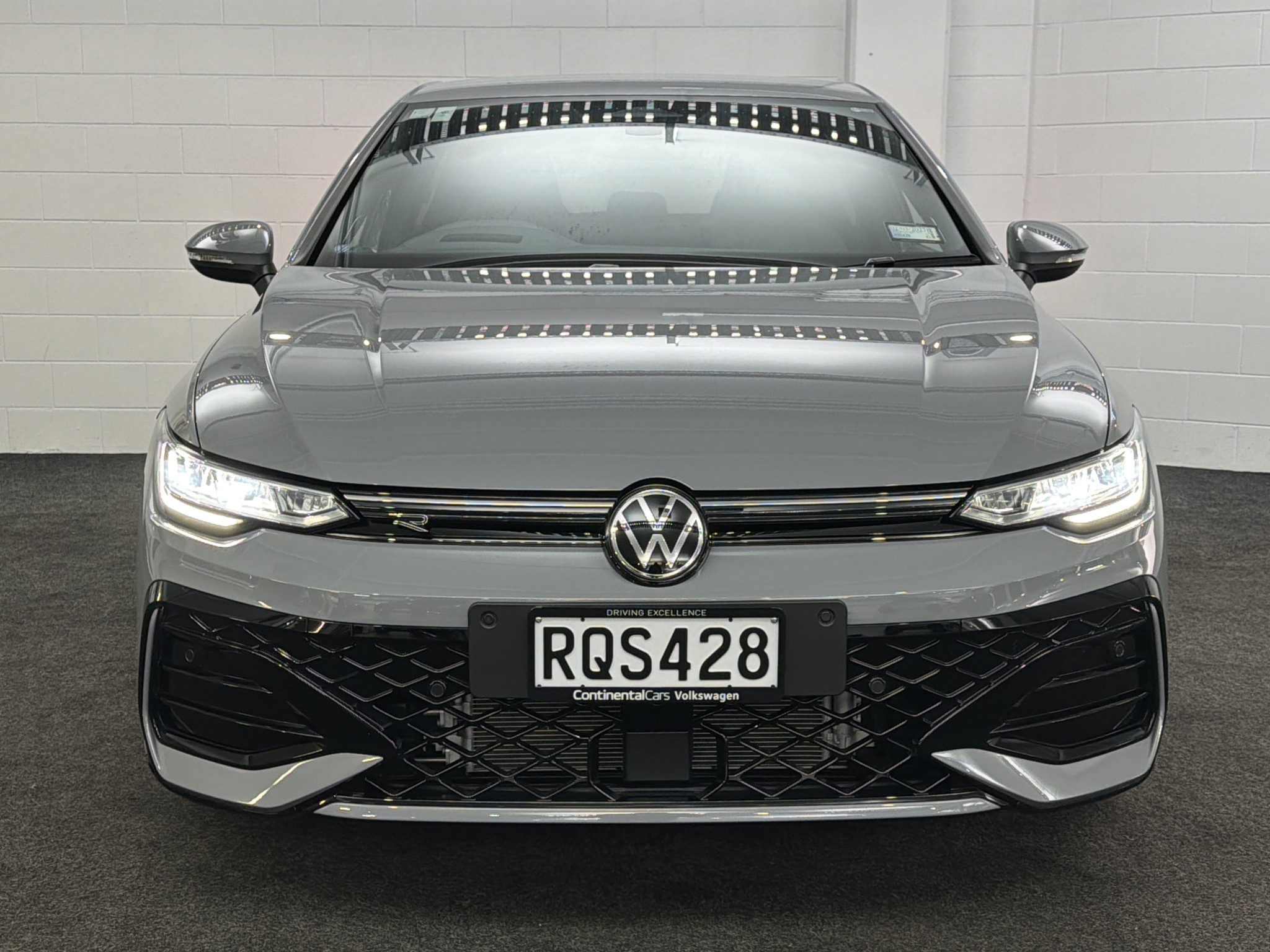 Volkswagen Golf 8.5 R-LINE