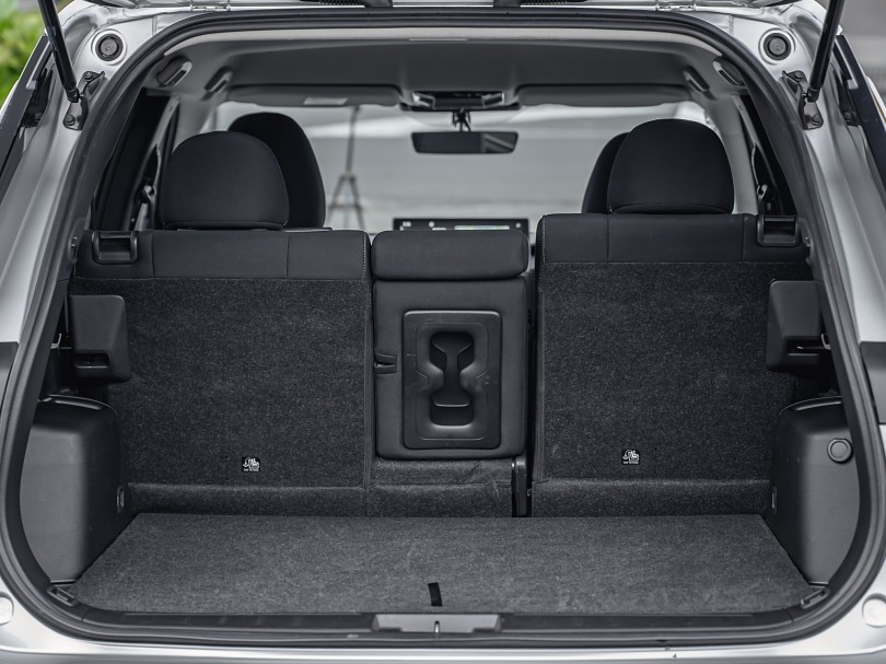 2025 Mitsubishi Outlander 18