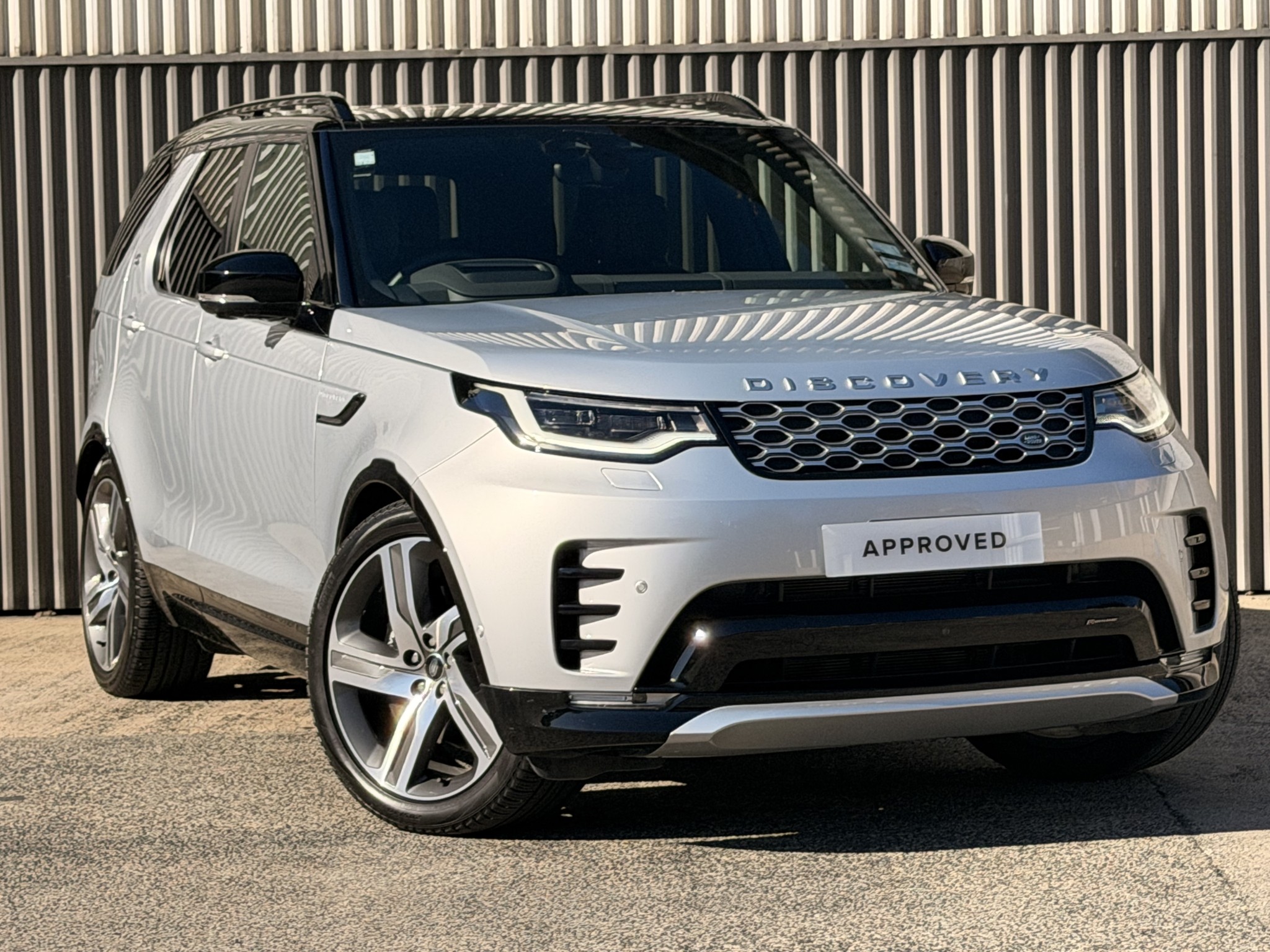 2024 Land Rover Discovery