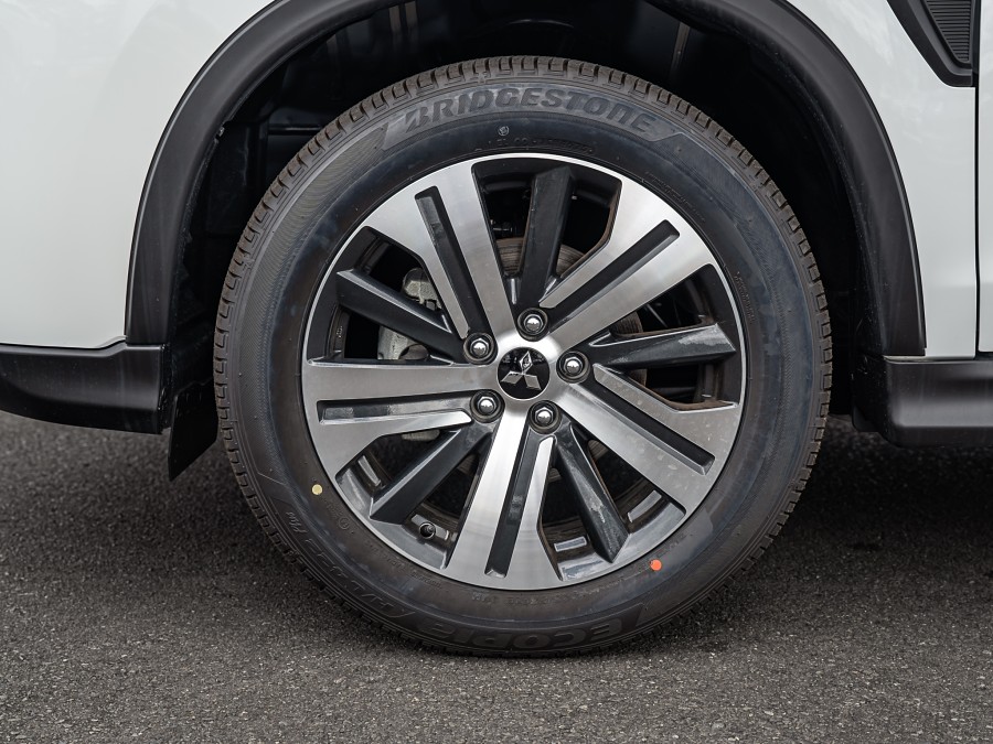 2026 Mitsubishi ASX 6