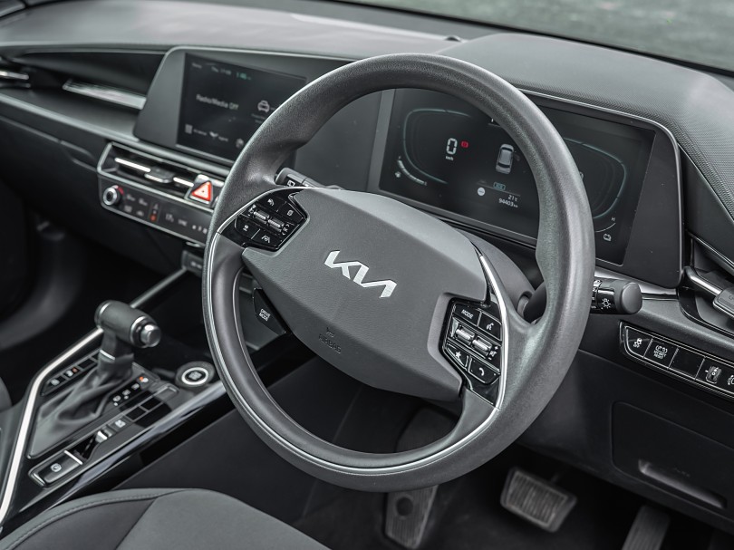 2023 Kia Niro 9