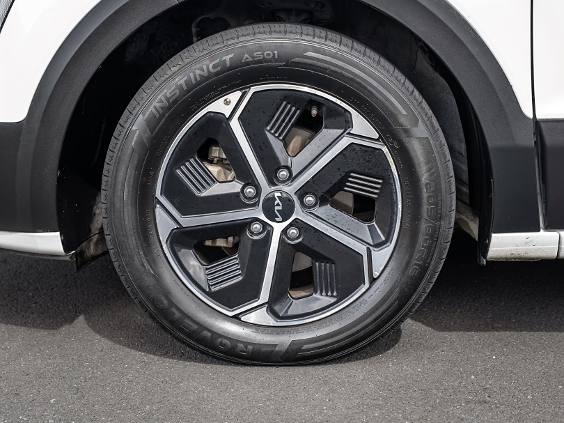 2023 Kia Niro 6