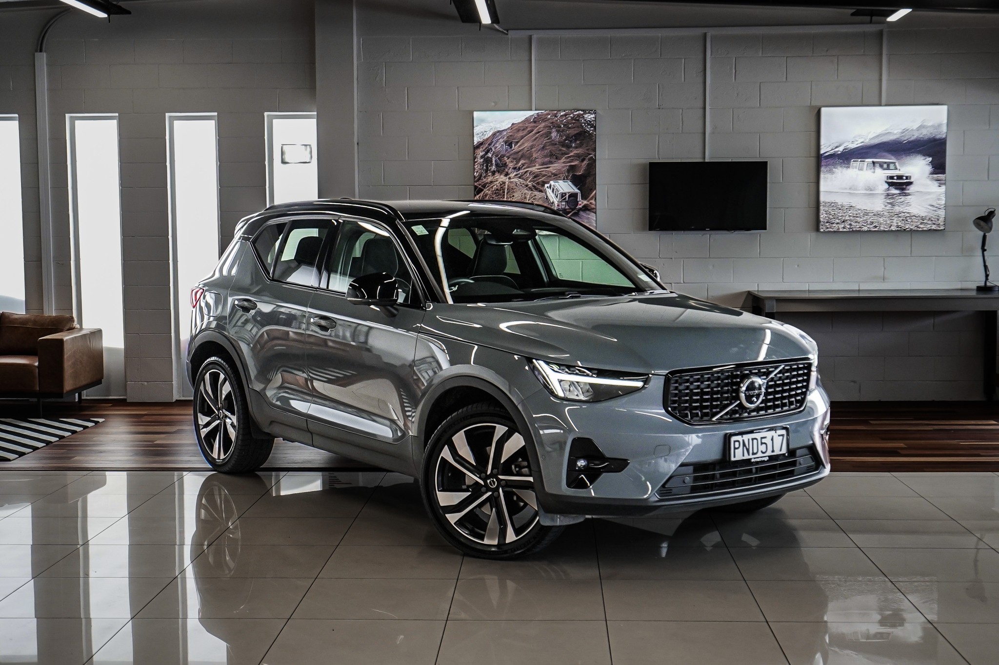 2022 Volvo XC40
