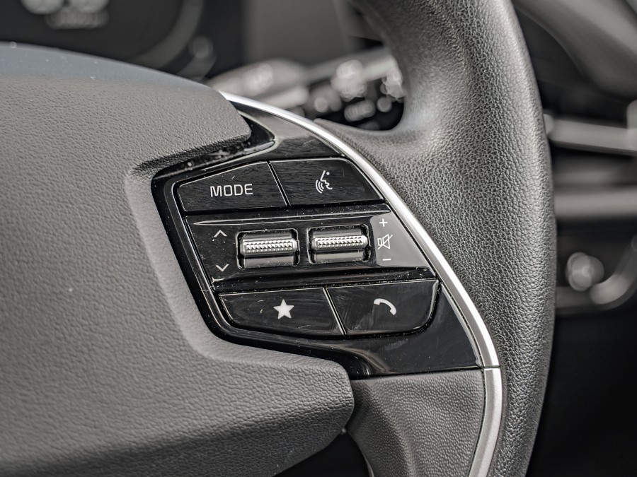 2023 Kia Niro 14