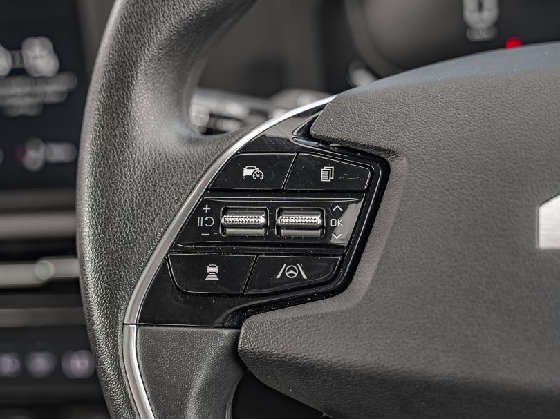 2023 Kia Niro 13